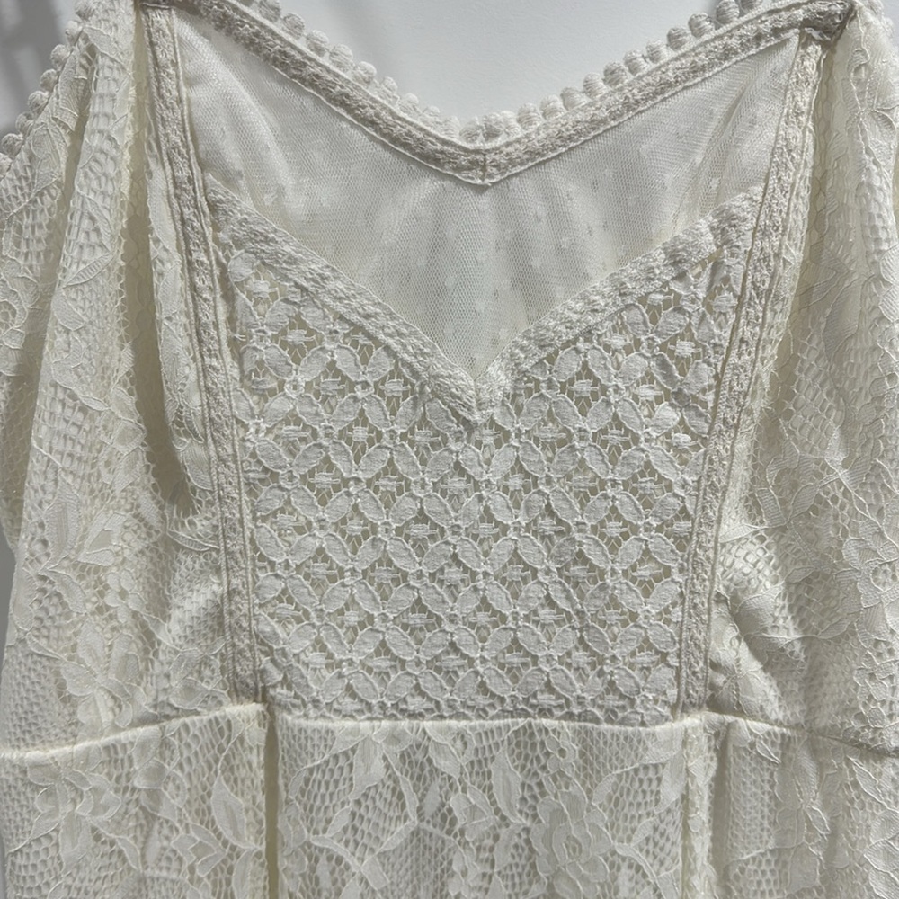 Xhilaration Lace Summer Dress - Picture 2 of 11